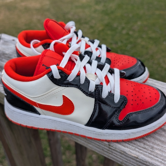 Jordan Other -  Air Jordan 1 Low SE GS "Halloween", a special edition